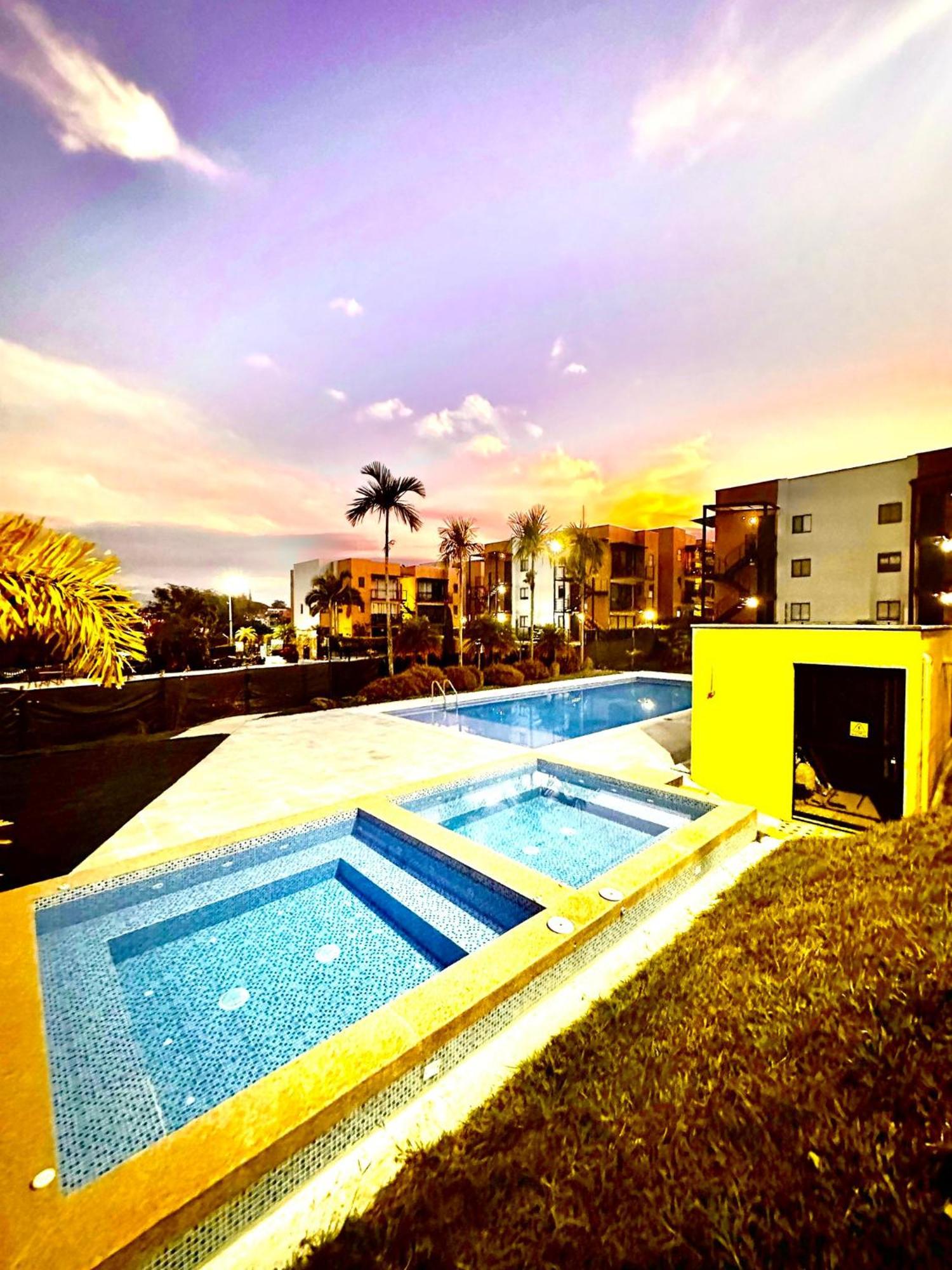 Apartamento Privado Vacacional A 5M Del Aeropuerto, 20 Minutos Del Parque Del Cafe Y Centro De Armenia Con 4 Piscinas, 3 Jacuzzi, Sauna By Molca Xperiences 2H Exterior foto